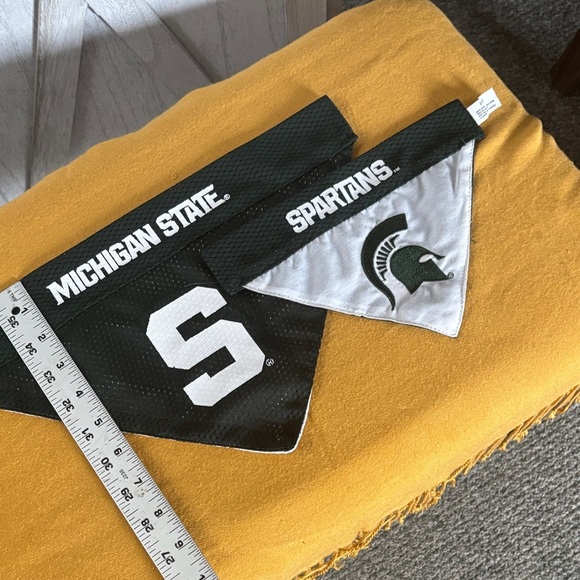 Michigan State Spartans Dog Bandanas - Picture 3 of 7